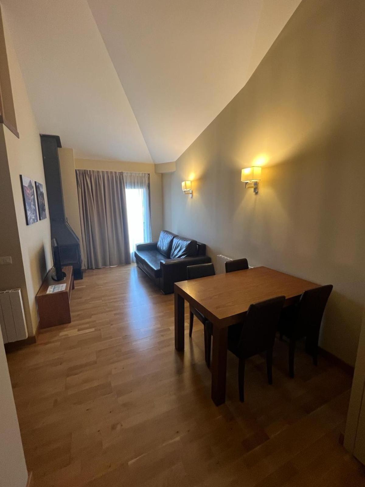 Residence Cerdanya Бур-Мадам Экстерьер фото